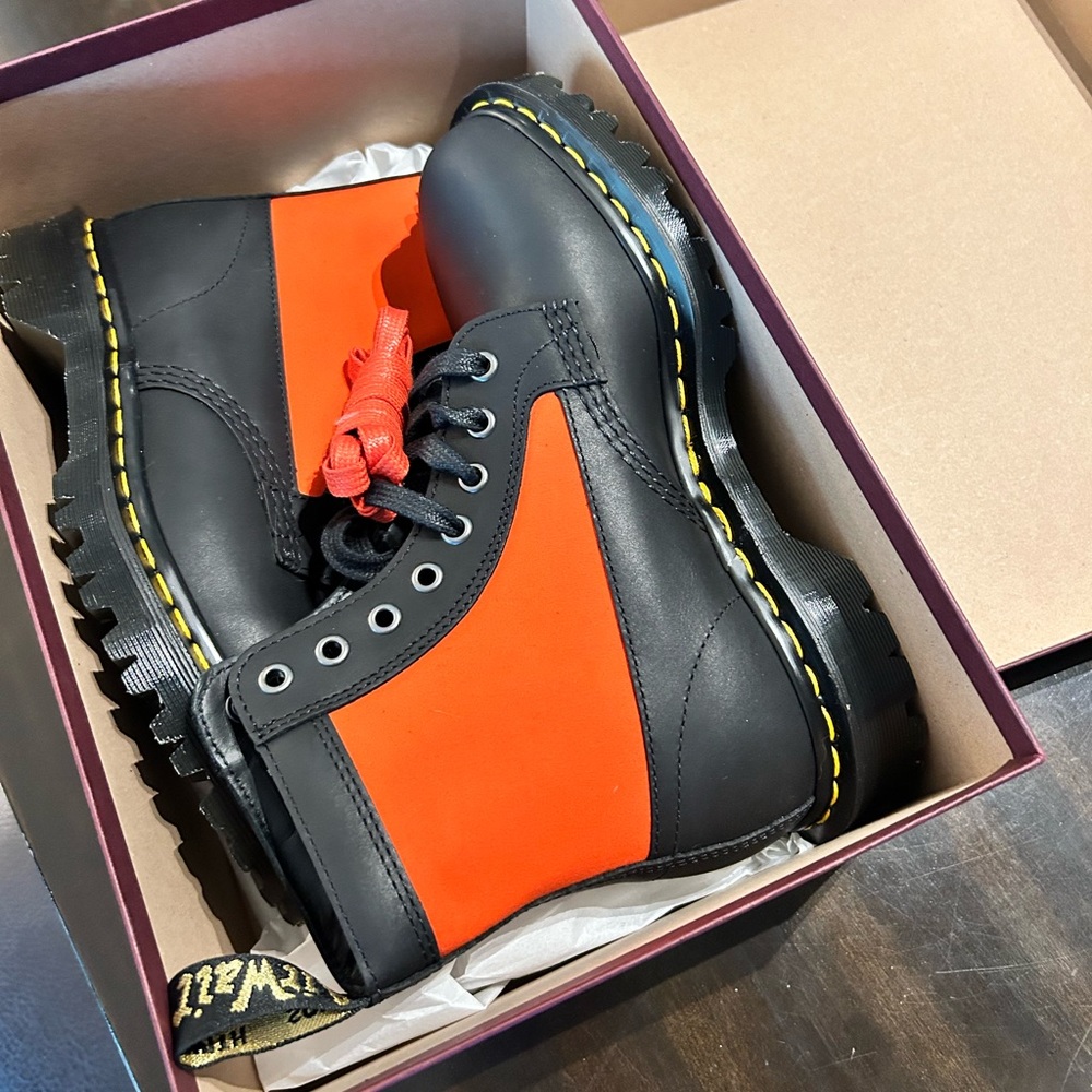 Doc Martens 1460 panel black + blaze orange